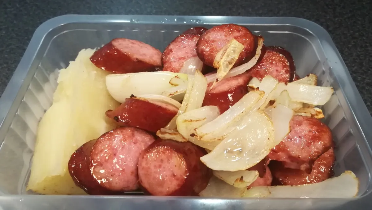 Menú Calabresa con Yuca